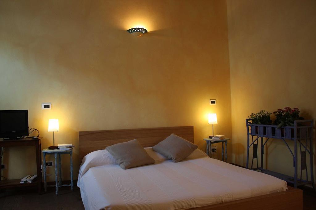トリノ Piazzetta Consolata Bed & Breakfast 部屋 写真